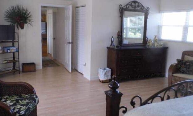 Sister Property Two Bedroom, Island&#039;s End Resort