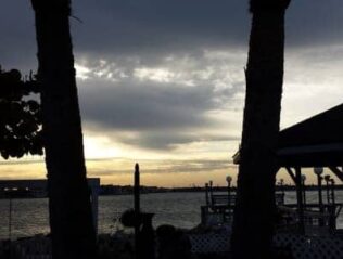 Amenities, Island&#039;s End Resort