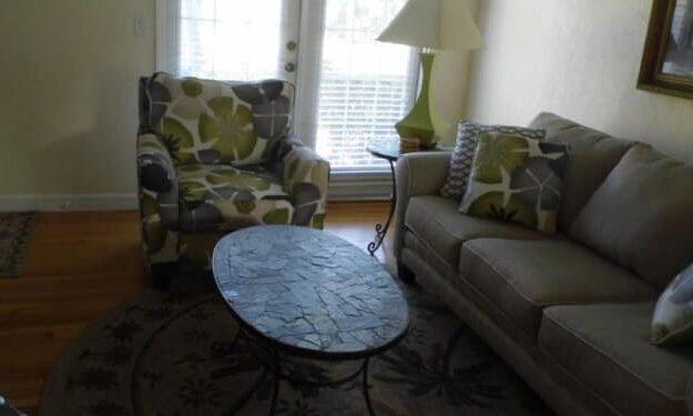Sister Property Two Bedroom, Island&#039;s End Resort
