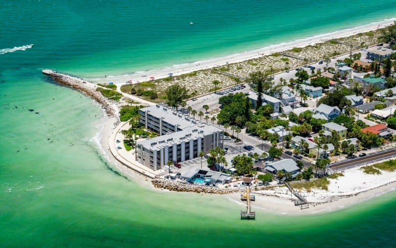 Photo Gallery, Island&#039;s End Resort